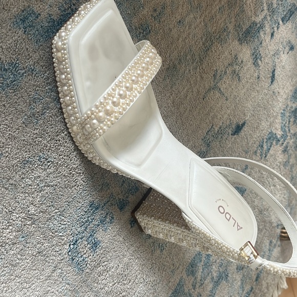 Lulu Strappy platform sandal - Platform - Picture 8 of 9